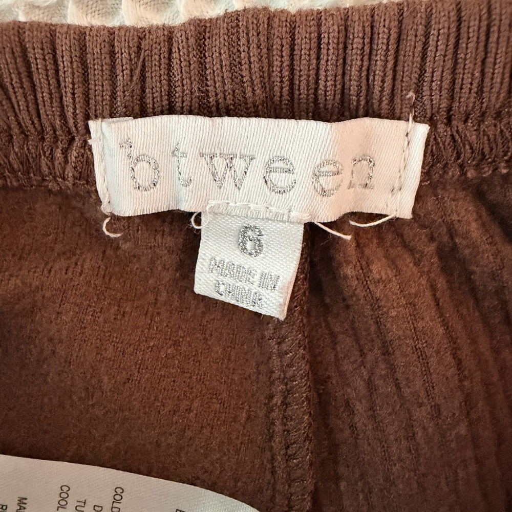 btween Chocolate Ribbed Kids Leggings NWOT - Picture 4 of 5